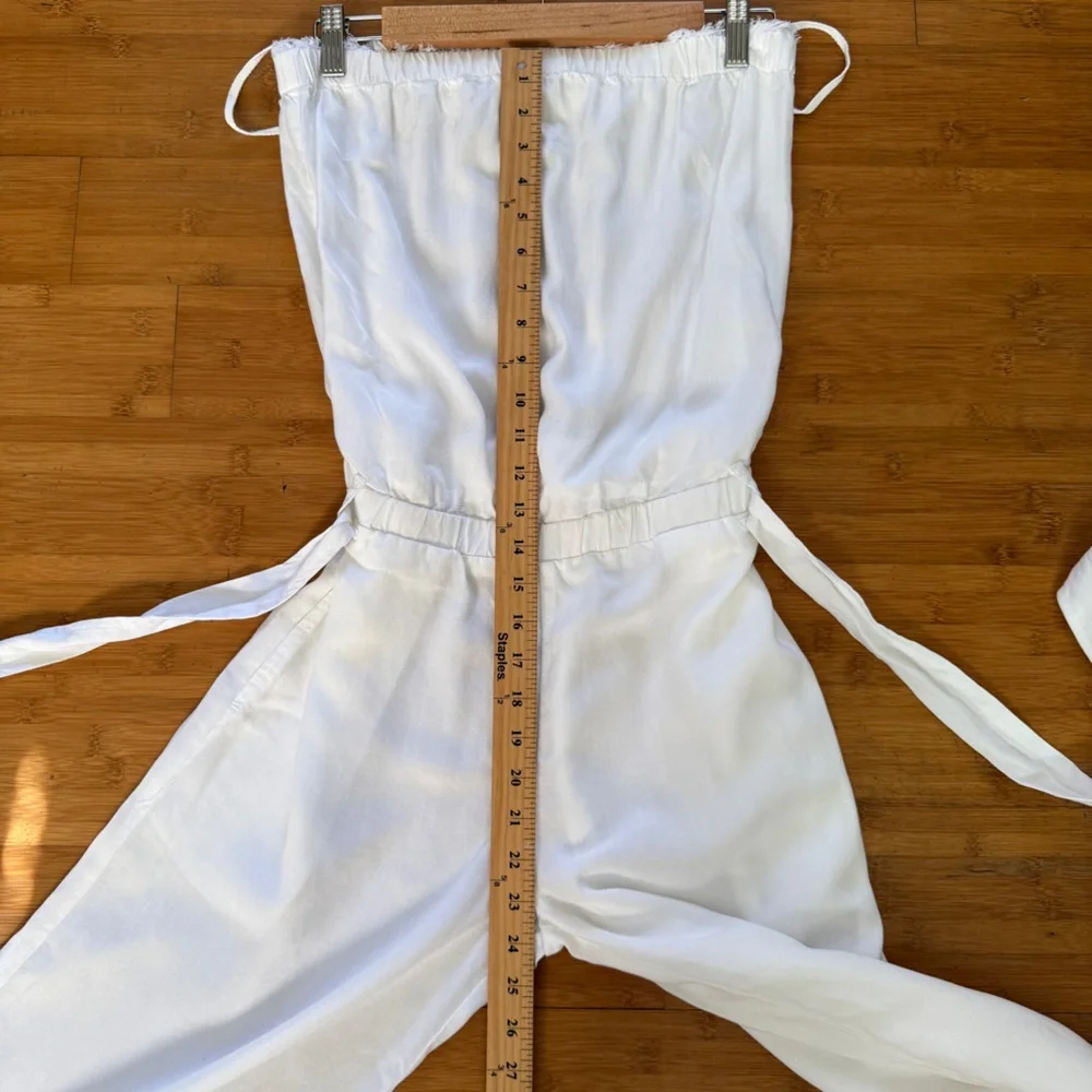 Anthropologie Cloth & Stone Women’s white Strapless‎ Jumpsuit Size S